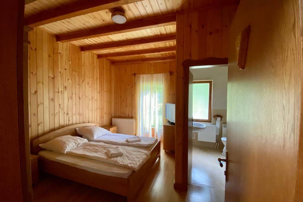 Platan Vendeghaz Villa Izvoare  Eksteriør bilde